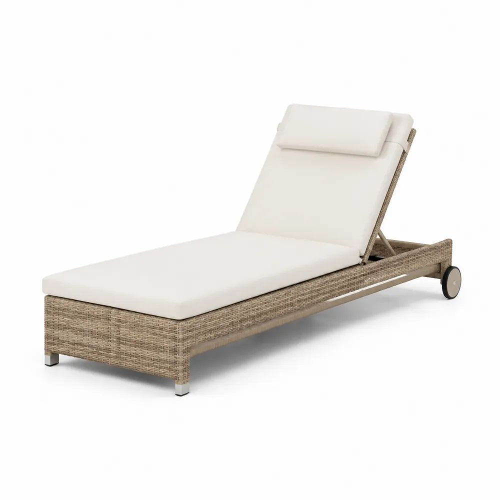 Bain de soleil réglable en résine tressée beige avec coussin blanc cassé et roulettes, 200 x 65 x 39 cm