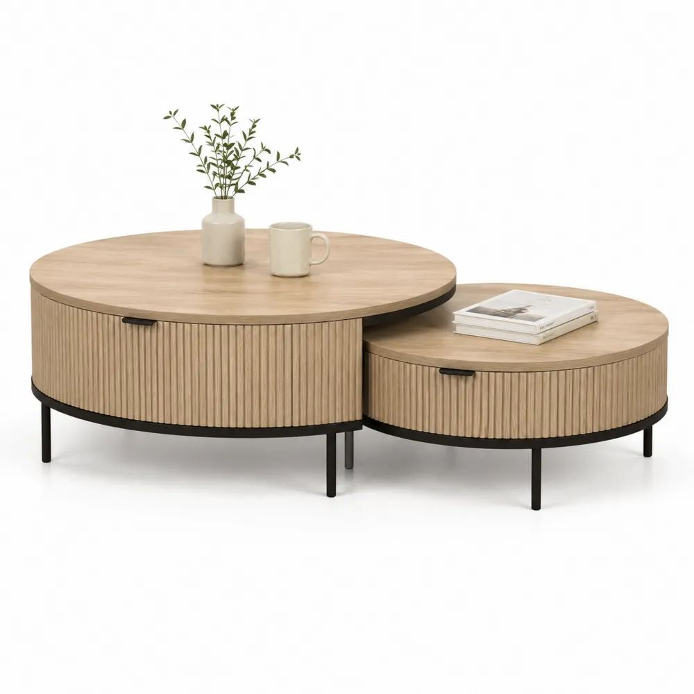 Lot de 2 tables basses rondes gigognes avec tiroirs en MDF décor chêne naturel et métal noir, Ø 80 x H 45 cm et Ø 60 x H 35 cm